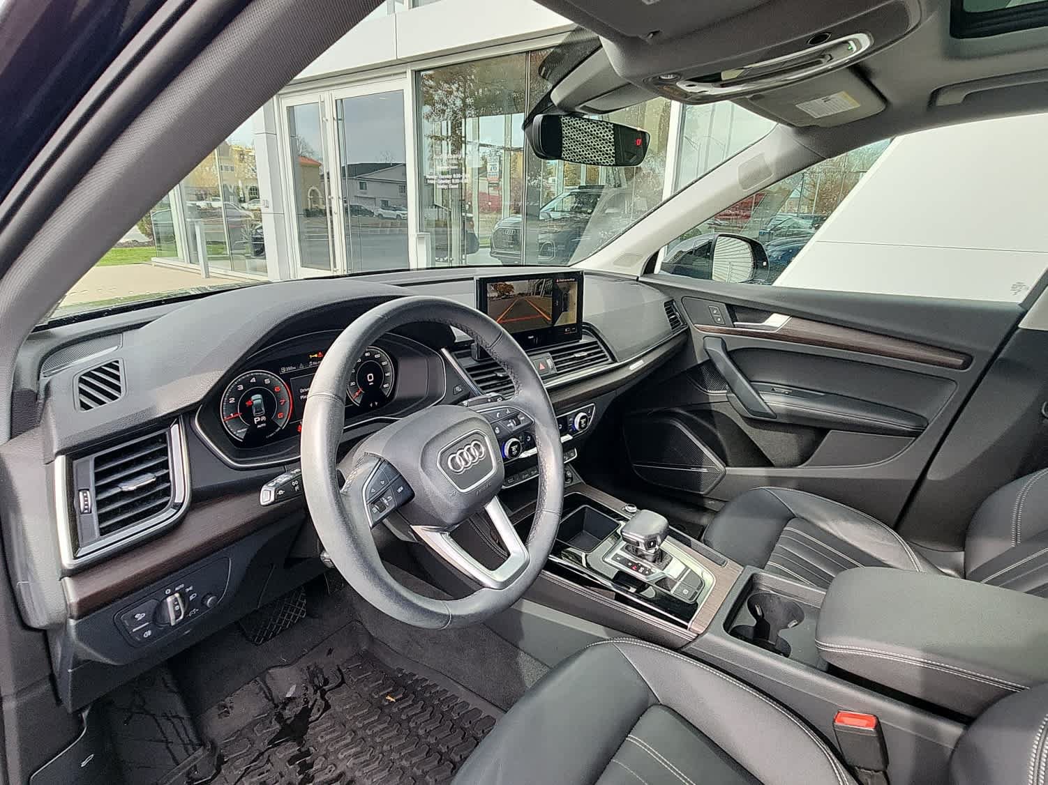 Used 2023 Audi Q5 2.0T Premium Plus w/ Premium Plus Package AWD/4WD image 10