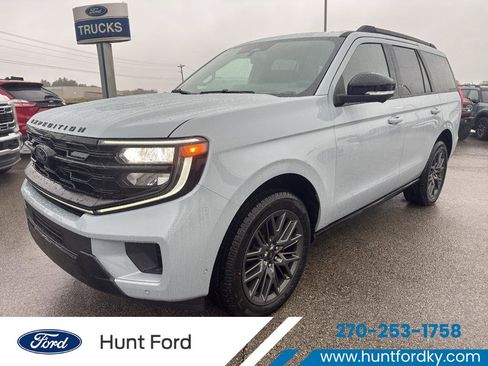 New 2025 Ford Expedition Platinum w/ Stealth Performance Package image 1