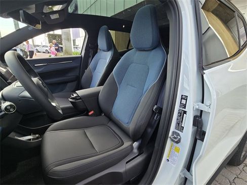 New 2026 Volvo EX30 Plus w/ Protection Package image 12