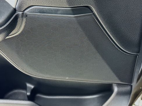 Used 2017 Honda CR-V LX image 21