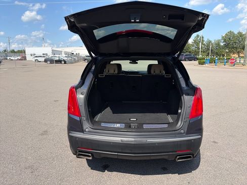 Used 2018 Cadillac XT5 Luxury w/ LPO, Sport Package AWD/4WD image 23