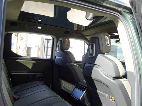 Used 2023 Rivian R1T Adventure image 17