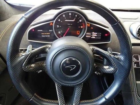 Used 2015 McLaren 650S Spider RWD image 27