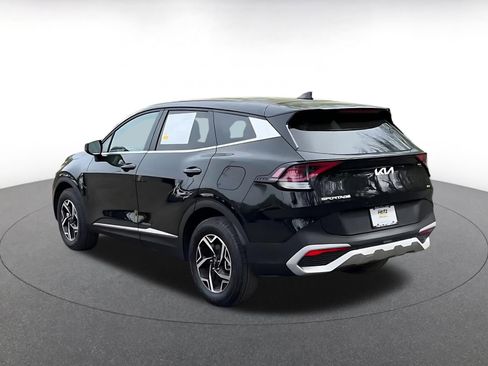 Used 2025 Kia Sportage LX image 10