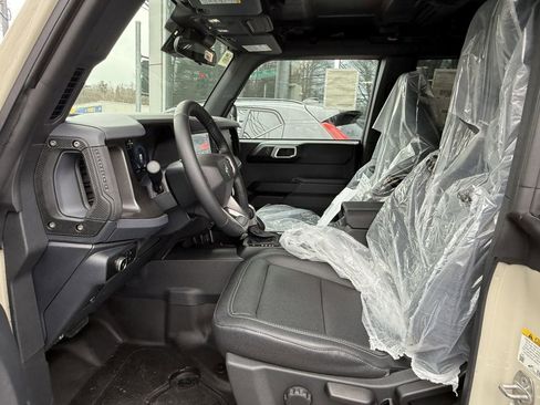 New 2025 Ford Bronco Badlands w/ Sasquatch Package image 15