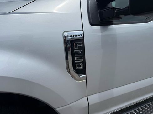Used 2018 Ford F250 Lariat w/ Chrome Package AWD/4WD image 5