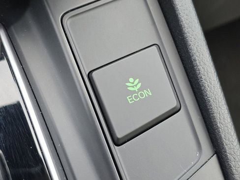 Used 2017 Honda CR-V Touring image 9