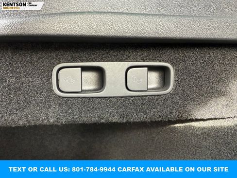 Used 2023 Tesla Model Y Long Range image 36