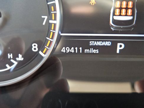 Used 2024 Nissan Pathfinder SV w/ Cargo Package image 15