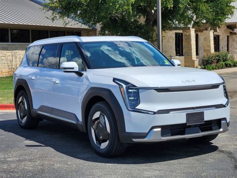 New 2026 Kia EV9 Wind image 2