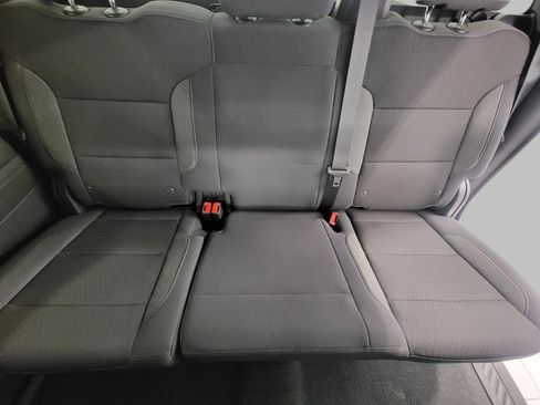 Used 2024 Chevrolet Silverado 1500 LT image 24