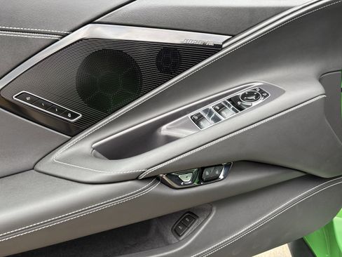 Used 2026 Chevrolet Corvette Stingray Premium Conv w/ Z51 Performance Package RWD image 34