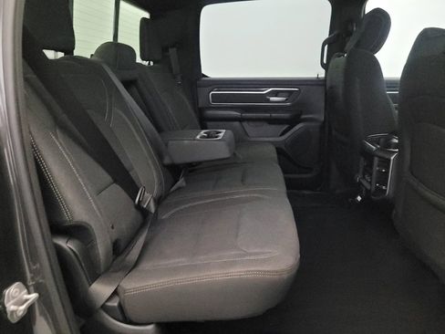 Used 2019 RAM 1500 Big Horn AWD/4WD image 19