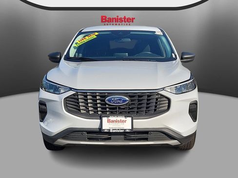 Used 2026 Ford Escape Active AWD/4WD image 2