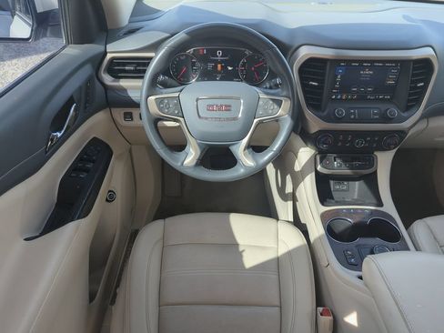 Used 2021 GMC Acadia Denali w/ Denali Technology Package FWD image 14
