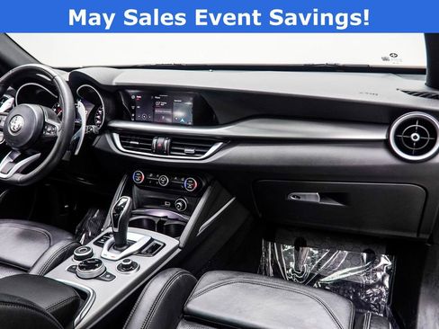 Used 2023 Alfa Romeo Stelvio Veloce AWD/4WD image 19