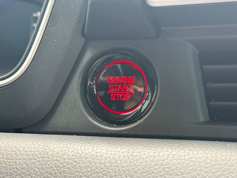 Used 2023 Honda Pilot Elite image 23