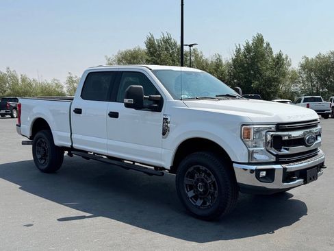 Used 2021 Ford F250 XLT w/ XLT Value Package AWD/4WD image 9