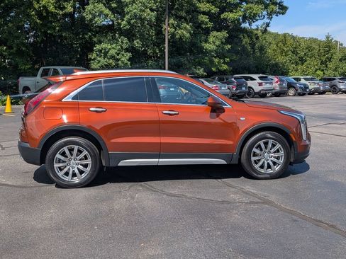 Used 2019 Cadillac XT4 Premium Luxury AWD/4WD image 2