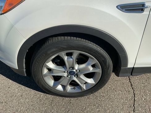 Used 2015 Ford Escape Titanium image 9