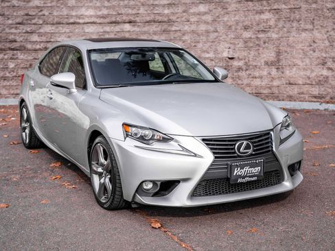 Used 2015 Lexus IS 350 AWD w/ Navigation System Package image 2