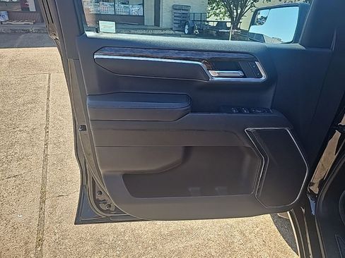 Used 2023 GMC Sierra 1500 Elevation AWD/4WD image 18