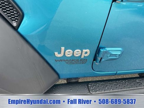 Used 2019 Jeep Wrangler Unlimited Sport S AWD/4WD image 11