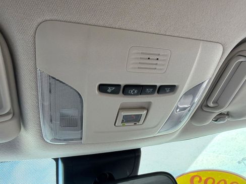 Used 2022 Toyota Corolla LE FWD image 23