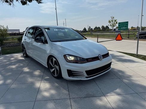 Used 2017 Volkswagen GTI Sport FWD image 2