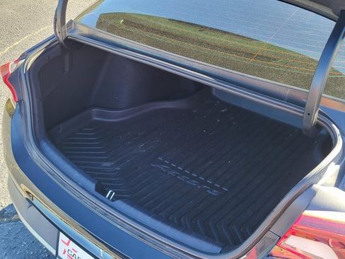 Used 2021 Kia K5 LX image 4