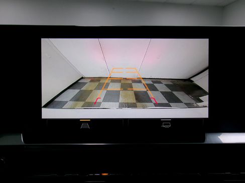 Used 2024 Chevrolet Silverado 1500 LT w/ Work Truck Package image 5