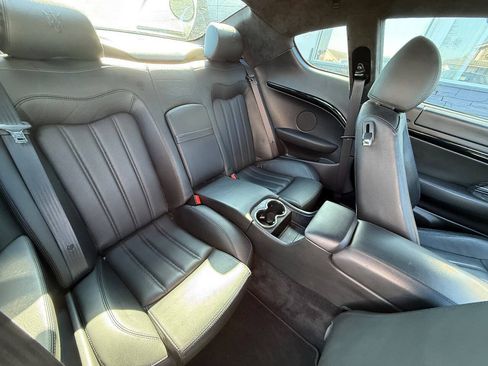 Used 2009 Maserati GranTurismo S RWD image 13