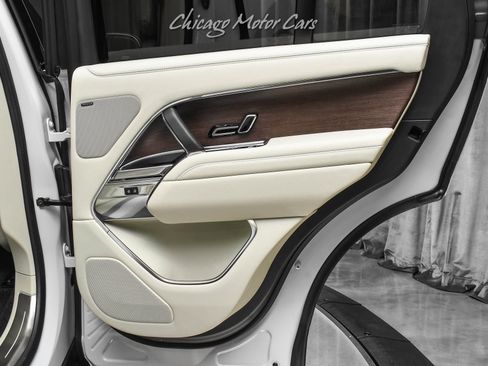 Used 2023 Land Rover Range Rover SE image 35
