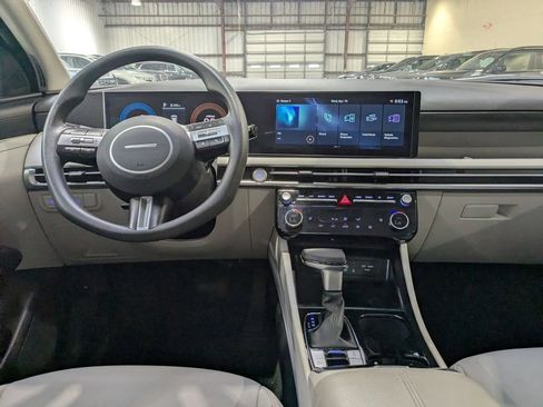 Used 2025 Hyundai Tucson SEL FWD image 25