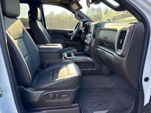 Used 2021 GMC Sierra 1500 Denali w/ Denali Premium Package image 9