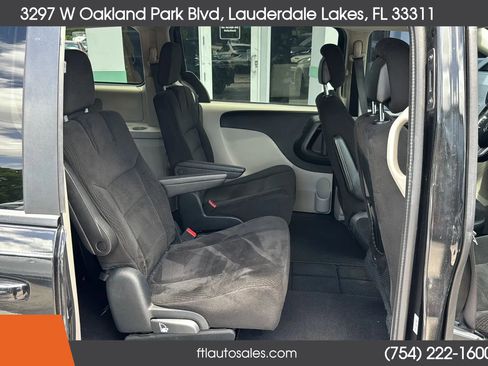 Used 2016 Dodge Grand Caravan SE w/ Quick Order Package 29E SE image 34