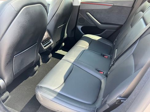 Used 2026 Tesla Model Y Long Range image 11
