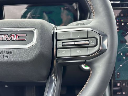 New 2026 GMC Terrain AT4 image 10