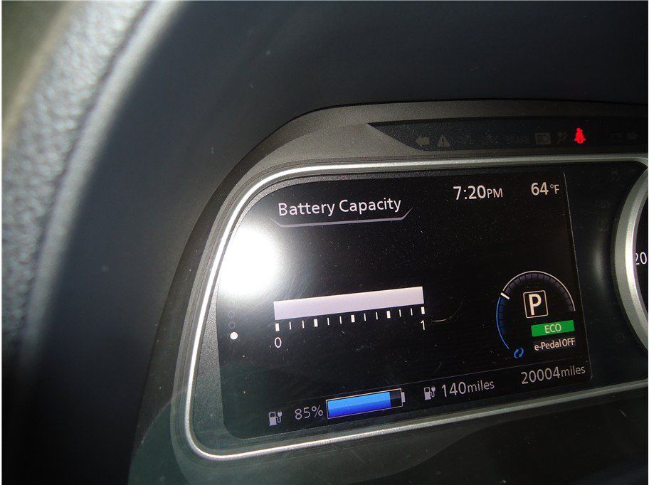 Used 2025 Nissan Leaf S FWD image 29