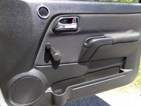 Used 2012 Chevrolet Colorado W/T RWD image 37