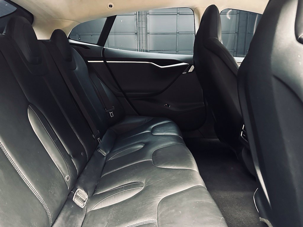 Used 2013 Tesla Model S Performance RWD image 25