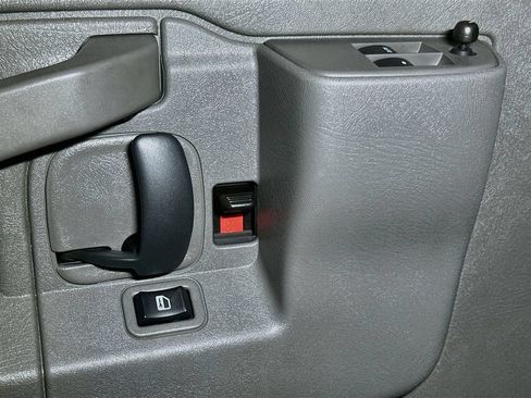 Used 2025 GMC Savana 2500 w/ Driver Convenience Package RWD image 16