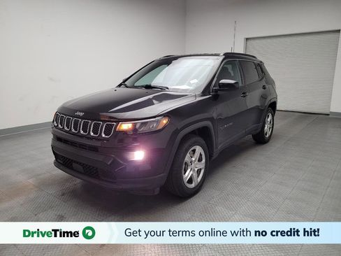 Used 2024 Jeep Compass Latitude image 1