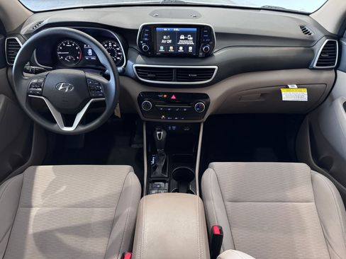 Used 2020 Hyundai Tucson SE image 10