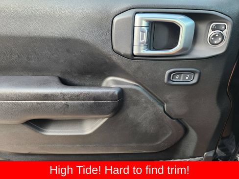 Used 2023 Jeep Wrangler Unlimited Sport AWD/4WD image 32