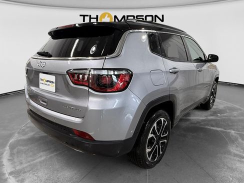 Used 2024 Jeep Compass Limited AWD/4WD image 5