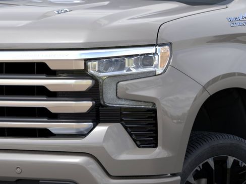 New 2026 Chevrolet Silverado 1500 High Country w/ Technology Package AWD/4WD image 10