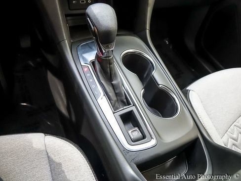 Used 2024 Chevrolet Equinox LS w/ Sport Edition FWD image 17