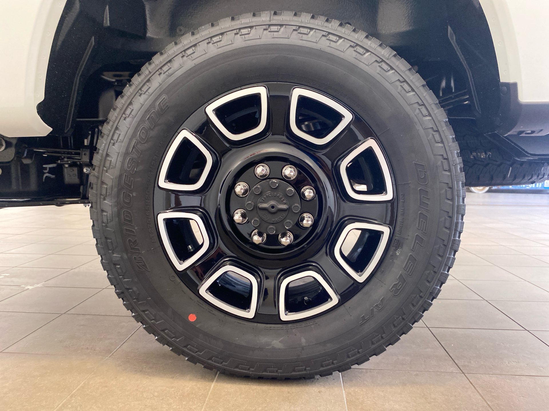 New 2026 Ford F350 Platinum w/ FX4 Off-Road Package AWD/4WD image 24
