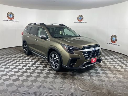 Used 2023 Subaru Ascent Touring image 16